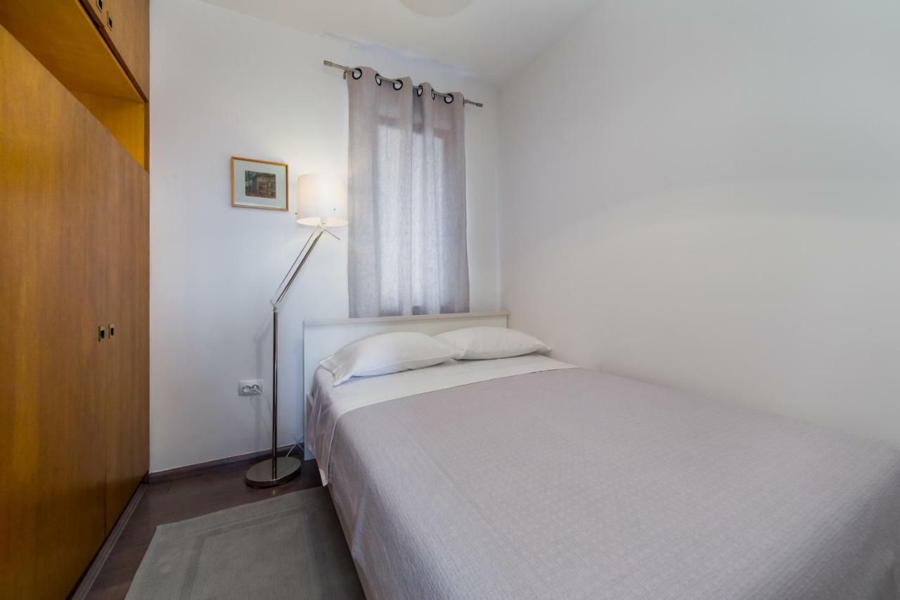 Apartment Bella Baska Voda Luaran gambar