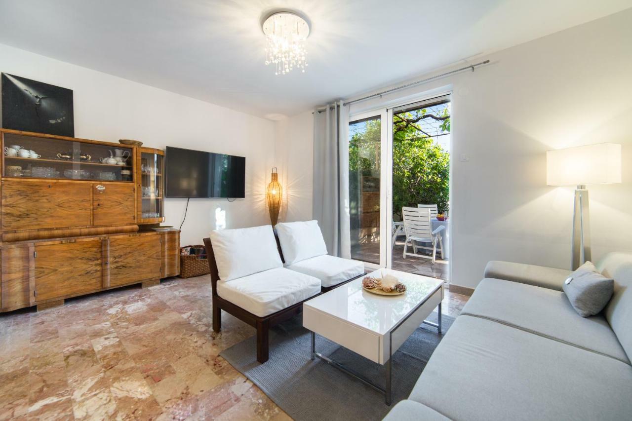Apartment Bella Baska Voda Luaran gambar