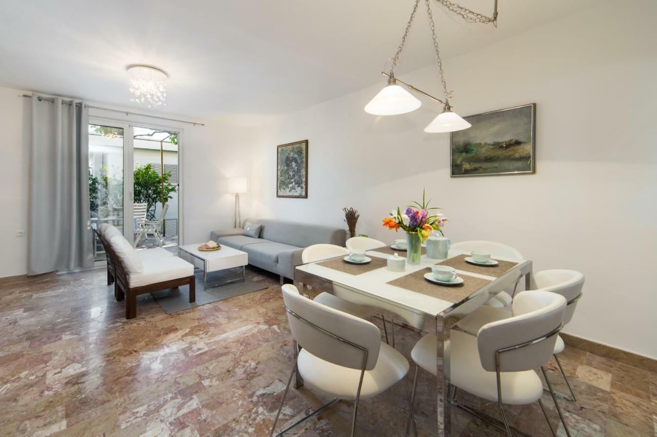 Apartment Bella Baska Voda Luaran gambar